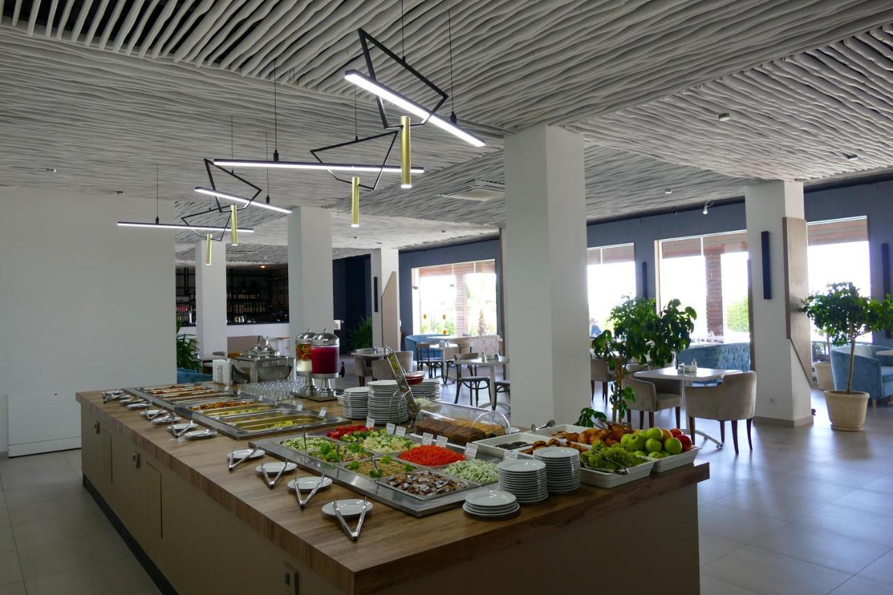 Aquamarine Family Club Hotel Gagra Esterno foto