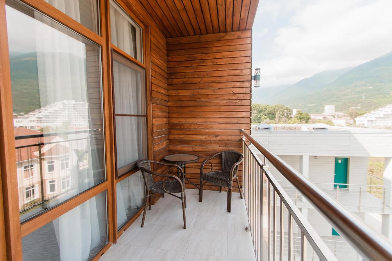 Aquamarine Family Club Hotel Gagra Esterno foto