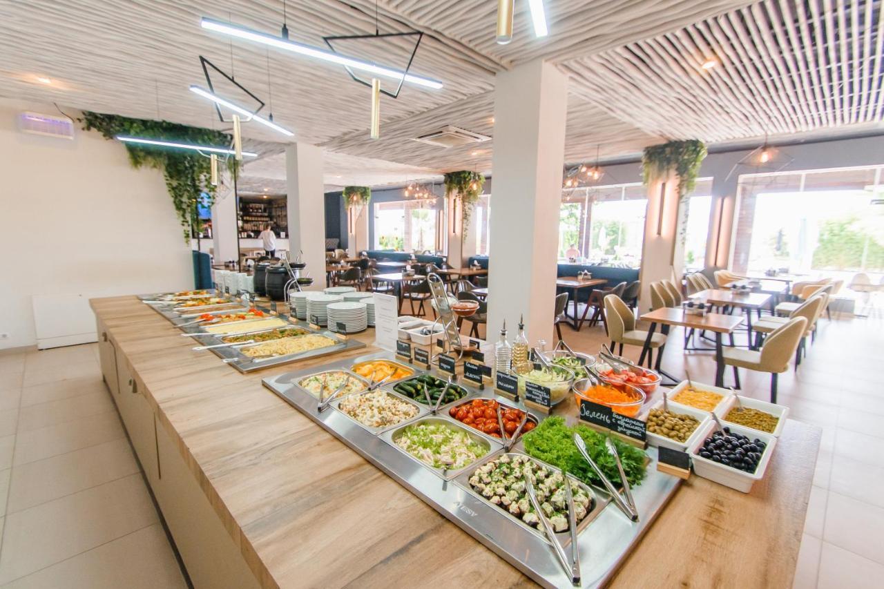 Aquamarine Family Club Hotel Gagra Esterno foto